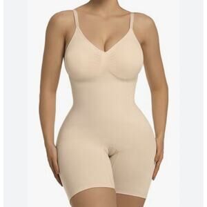 Sensil Women's Full Body Shaper Size medium/Large NWT Nude seamless invisible